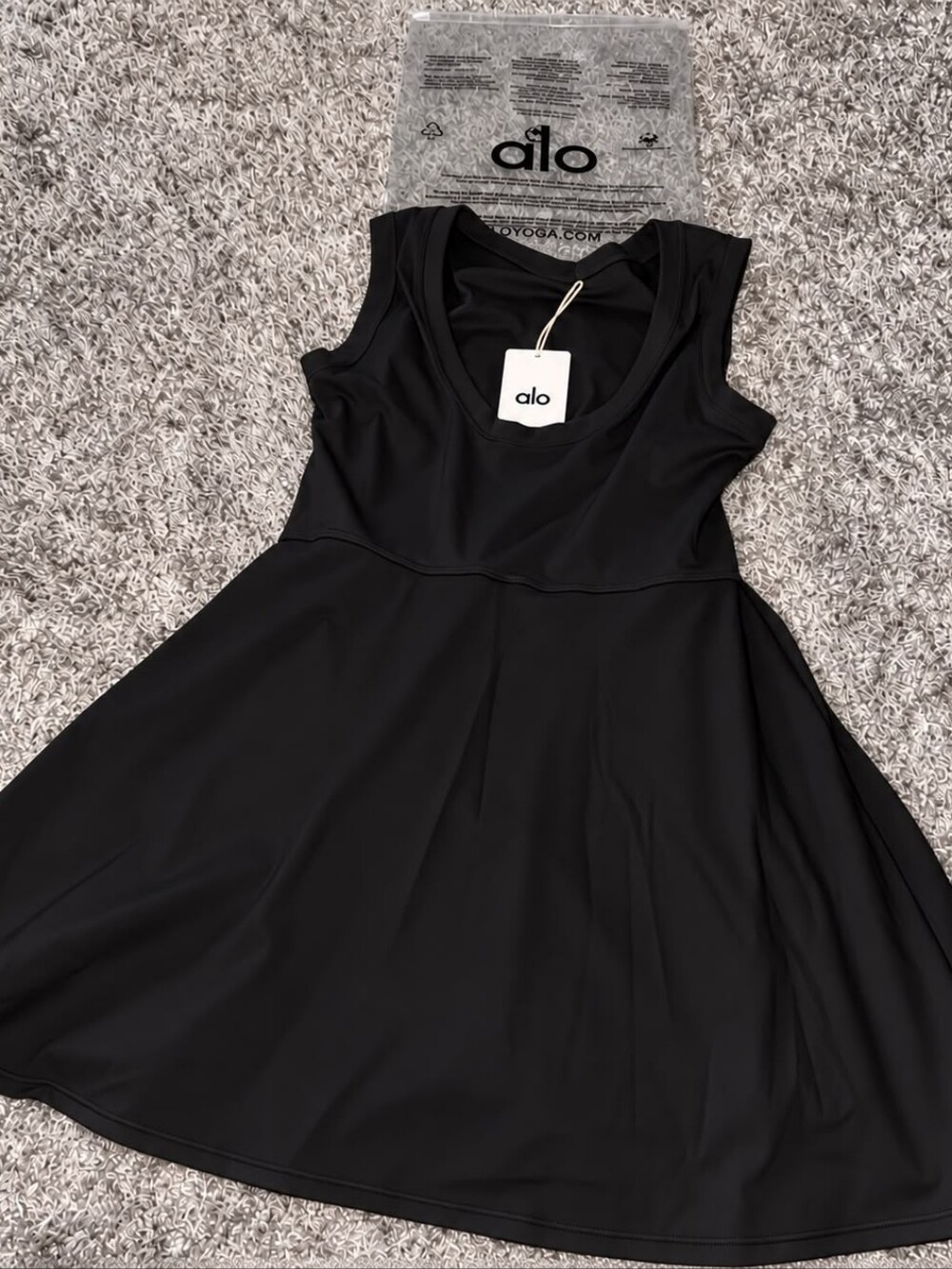 Alo Yoga Blanck Athletic Tennis Dress Size M - Picture 3 of 4